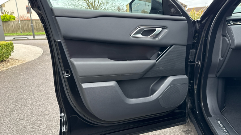 Land Rover Range Rover Velar 2.0 P400e Dynamic SE 5dr Auto Estate